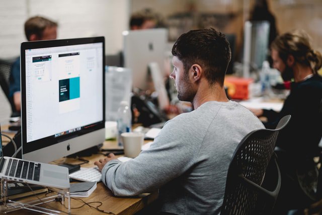 Where To Find A Graphic Designer For Your Startup Business 2 Where you can find a graphic designer.