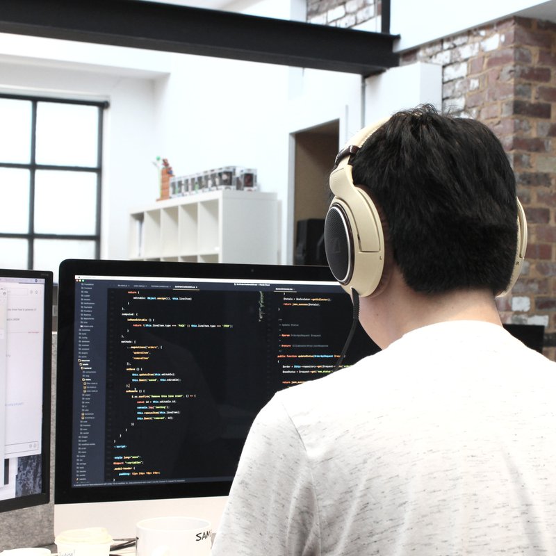 6 profitable graphic design niches for freelancers in 2023 9 full stack web developer