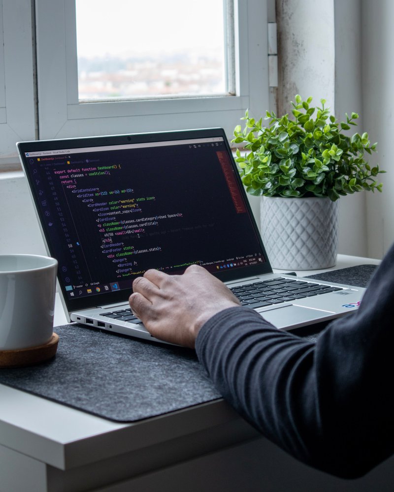 Web Design, UI, UX Designers: Difference and Where to Hire Good Ones 2 web designer