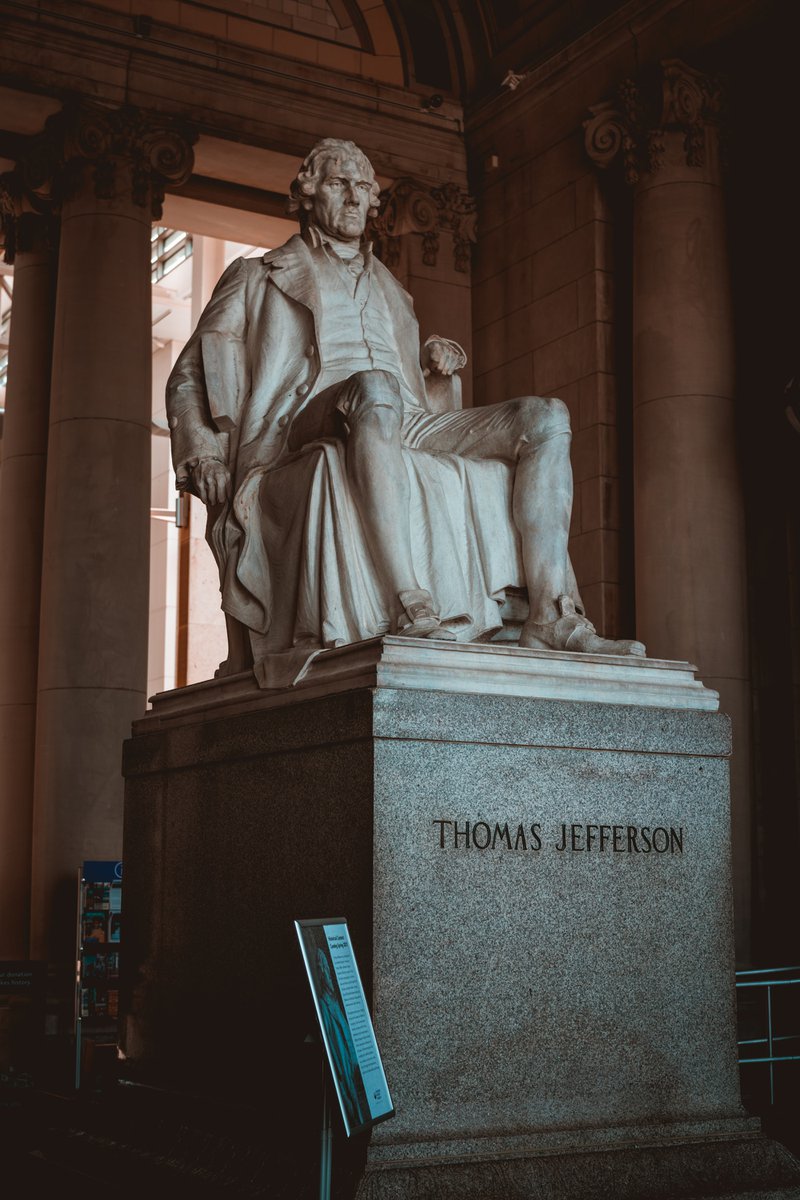 Famous Inventors & Discoverers - Biographies, Timelines, Trivia & Life History - 2022 Update 9 thomas jefferson