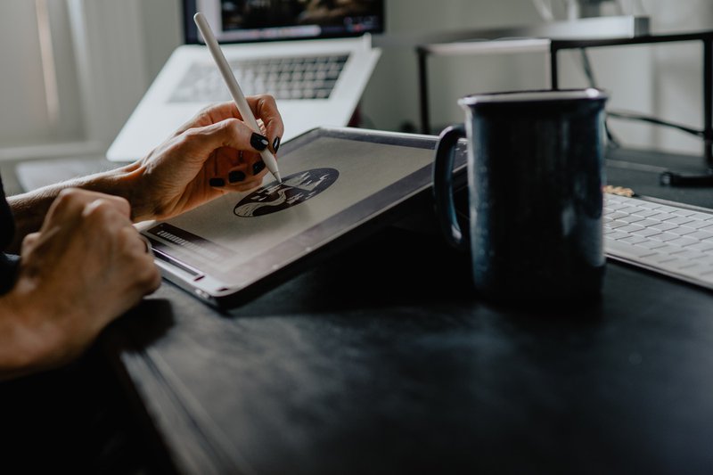 Top User Experience Job to Pursue in 2023: A Complete Guide 4 graphic design skills