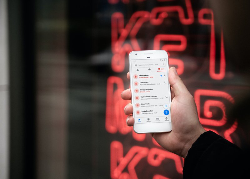 How to Pay Designers Abroad Safely: Avoid Fraud, Scams and Fees 1 pay designers abroad
